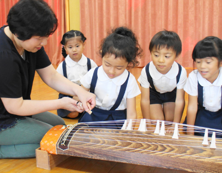 感性・創造力を高め、国際人の育成へ、文化芸術活動